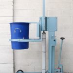 Pneumatic Bucket Lifter